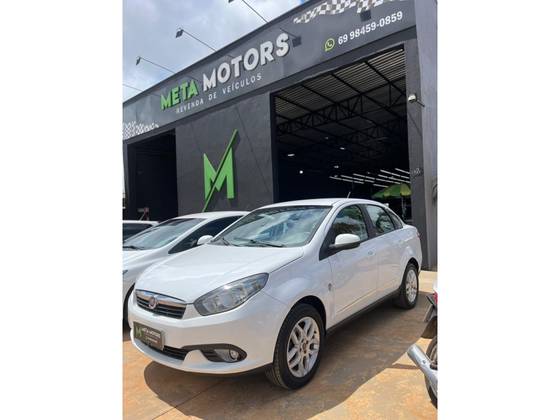 FIAT GRAND SIENA 1.6 MPI ESSENCE 16V FLEX 4P MANUAL